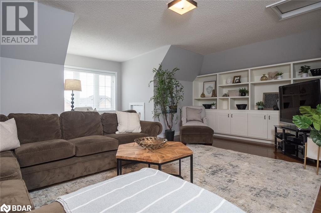 












476 LAUNDON Terrace

,
Milton,




Ontario
L9T7X9

