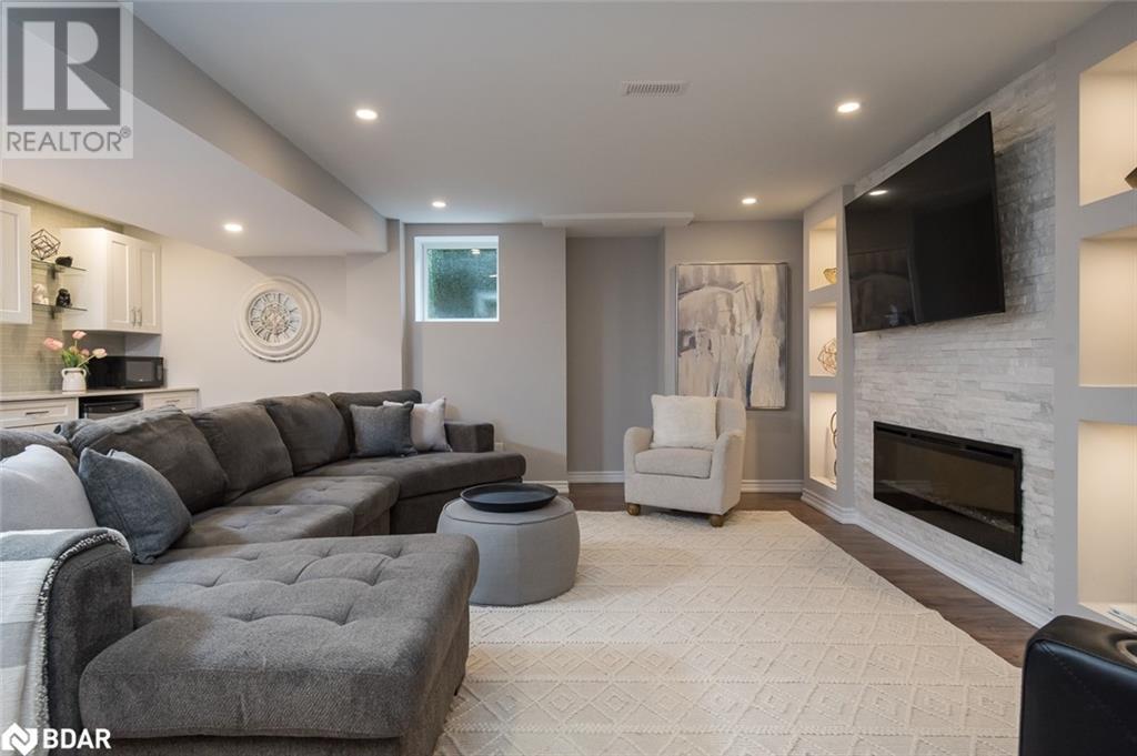 












476 LAUNDON Terrace

,
Milton,




Ontario
L9T7X9

