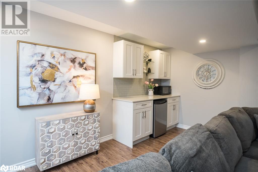 












476 LAUNDON Terrace

,
Milton,




Ontario
L9T7X9

