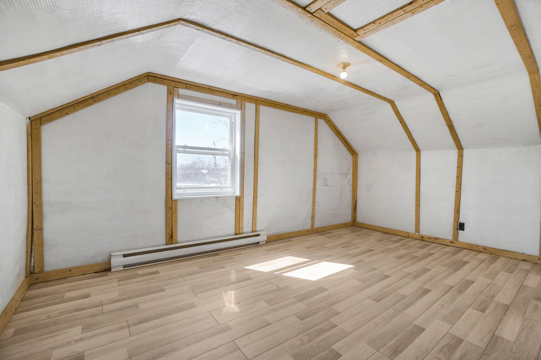 









2734Z


Boul. Ste-Sophie

,
Sainte-Sophie,







QC
J5J2V3


