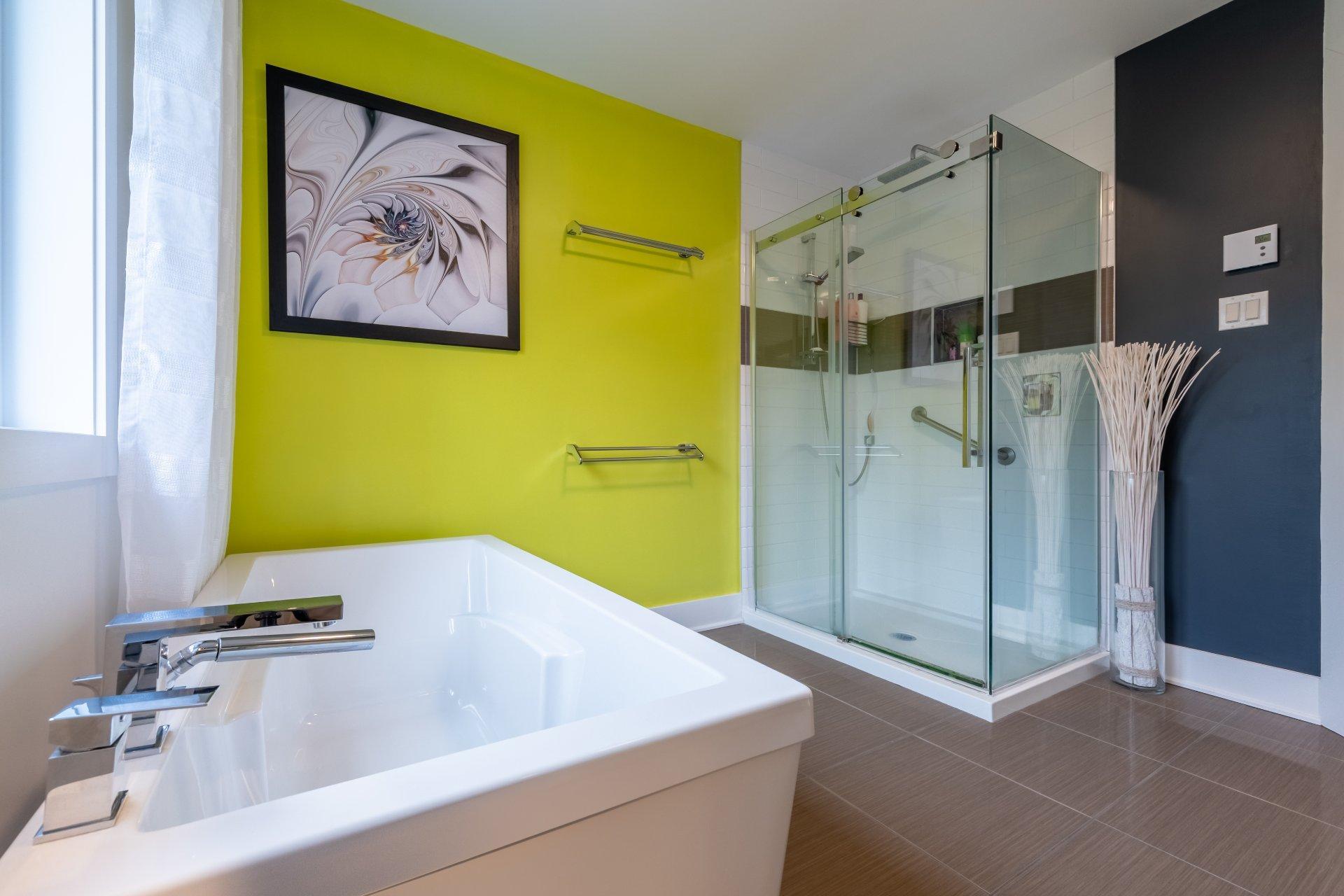 









218


10e Avenue

,
Saint-Zotique,




QC
J0P1Z0

