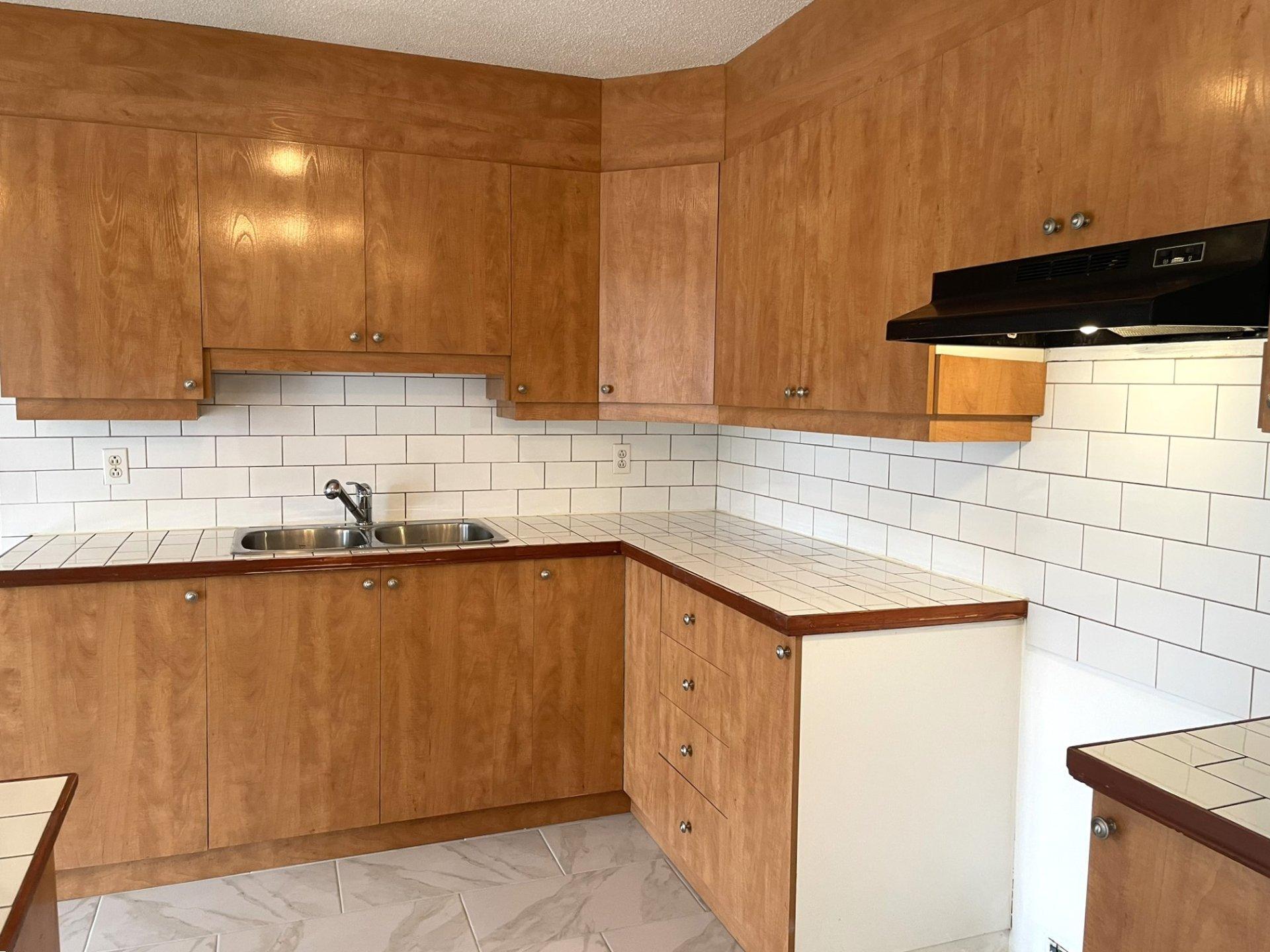 









1280


Boul. Maloney E.

, 2,
Gatineau (Gatineau),




QC
J8P7V3

