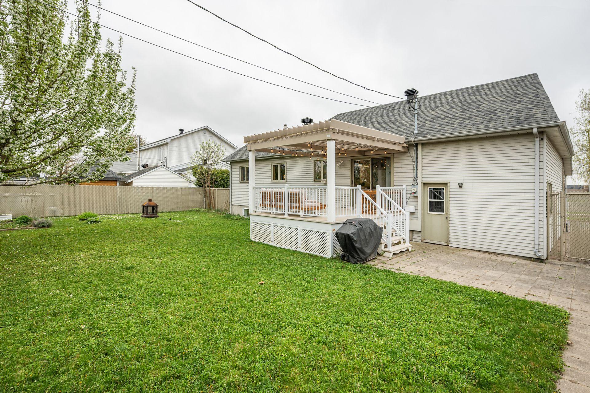 









539


Rue Marie-Derome

,
Saint-Jean-sur-Richelieu,




QC
J3A1G7

