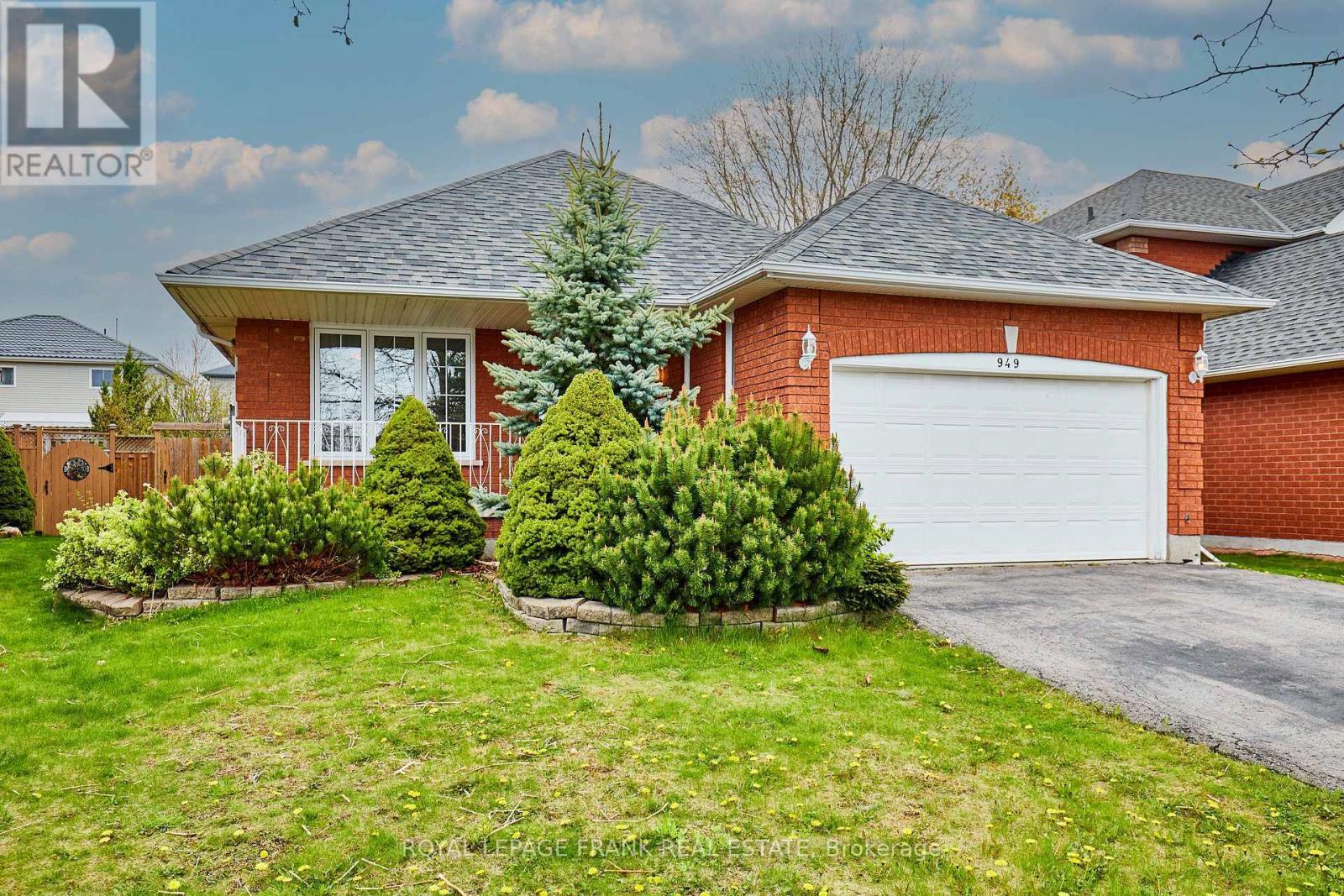 












949 TILLISON AVENUE

,
Cobourg,




Ontario
K9A5N2

