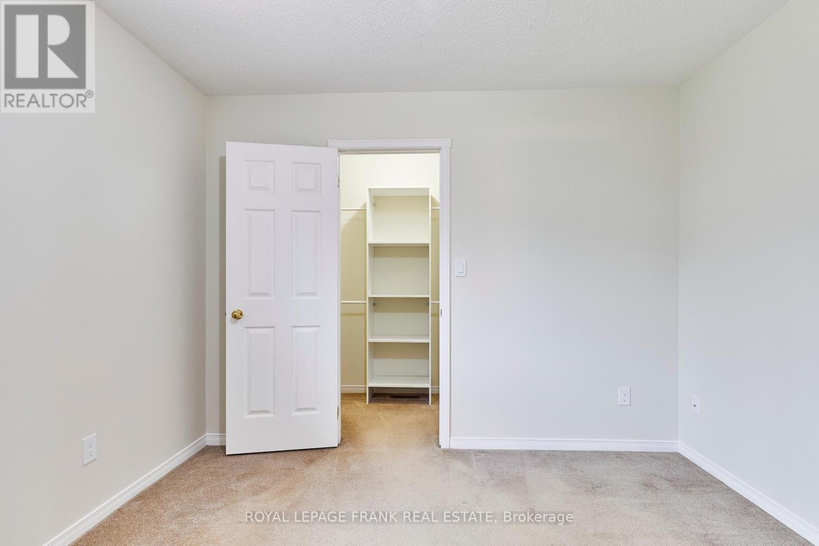 












949 TILLISON AVENUE

,
Cobourg,




Ontario
K9A5N2

