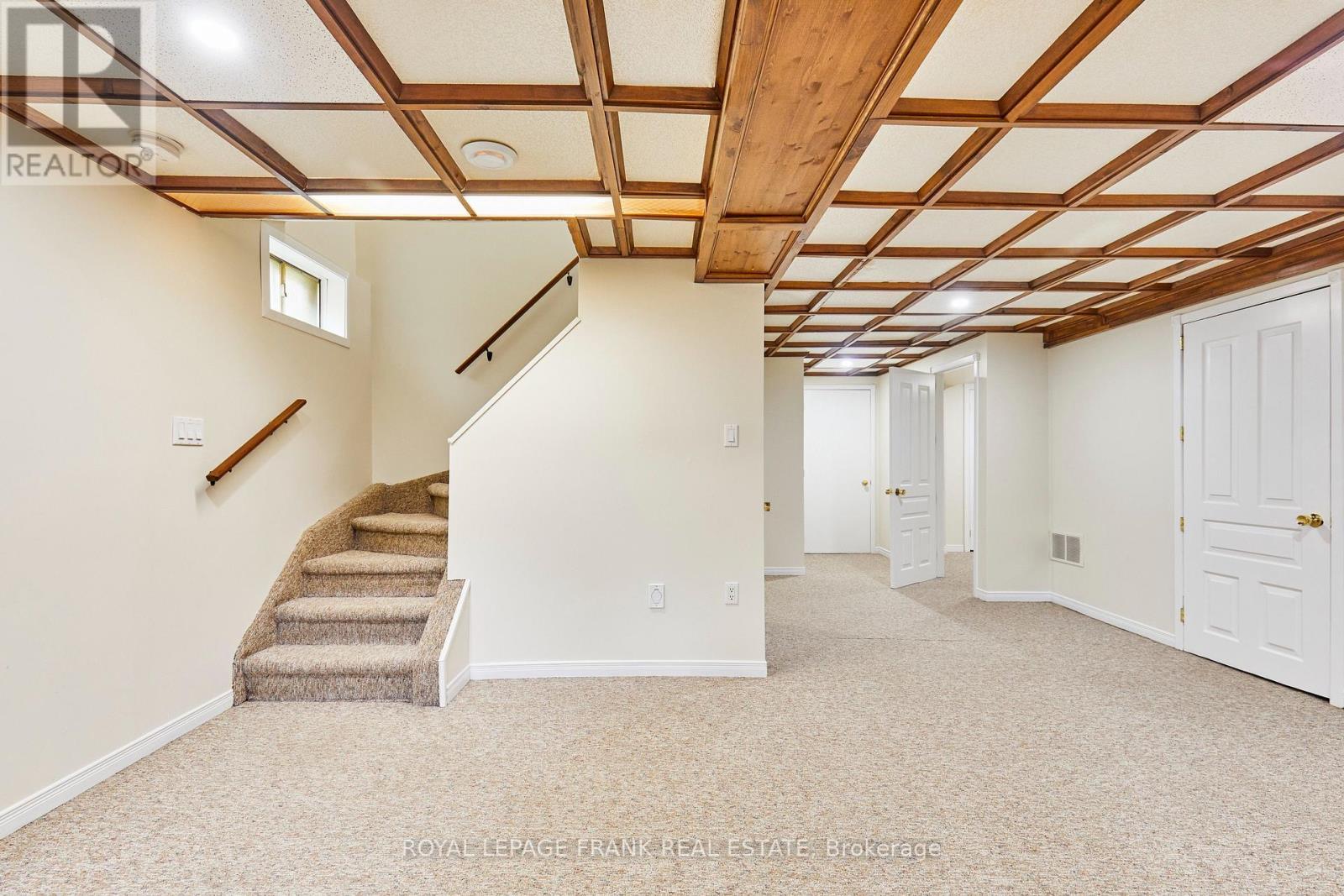 












949 TILLISON AVENUE

,
Cobourg,




Ontario
K9A5N2


