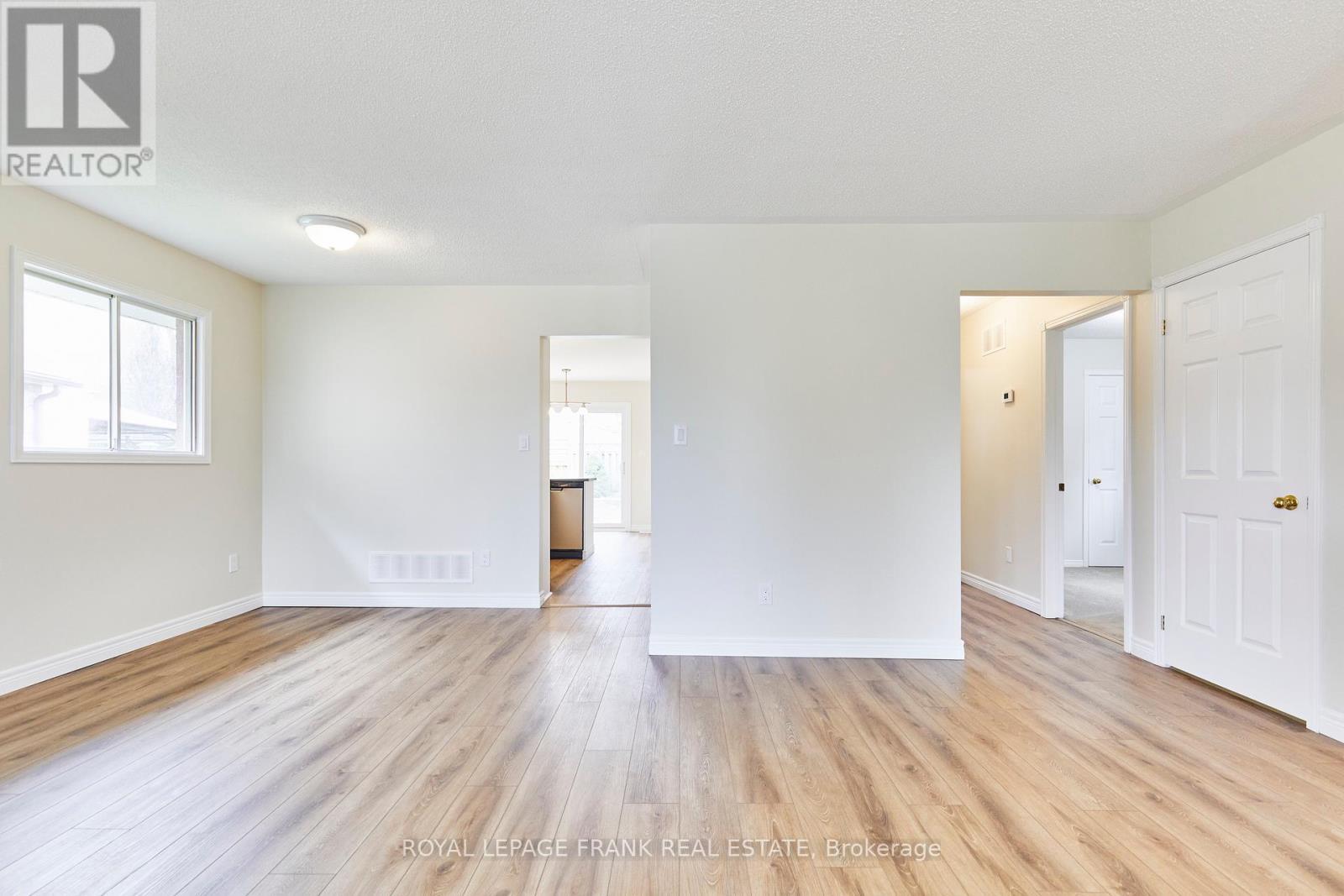 












949 TILLISON AVENUE

,
Cobourg,




Ontario
K9A5N2

