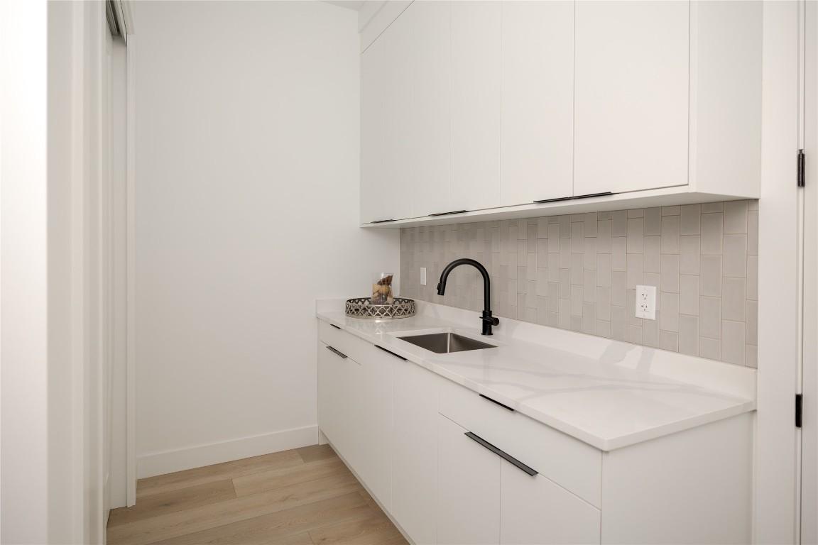 









893


Loseth

Drive,
Kelowna,




BC
V1P 0A8

