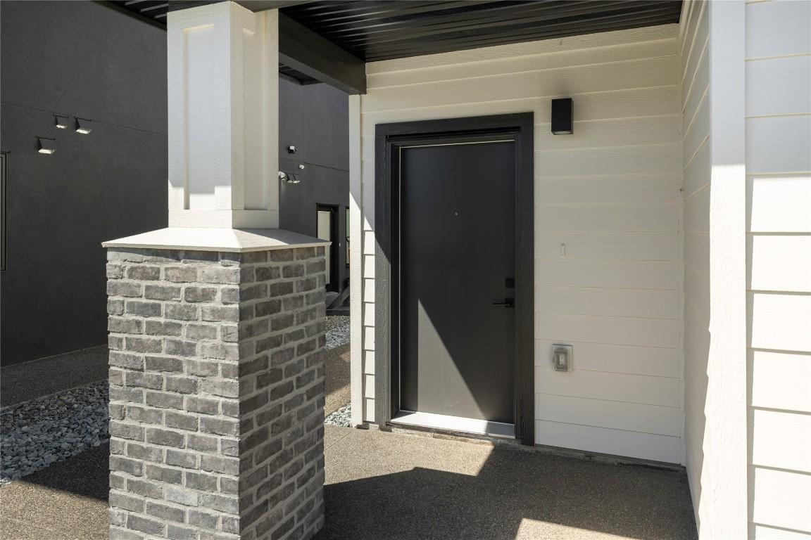 









893


Loseth

Drive,
Kelowna,




BC
V1P 0A8

