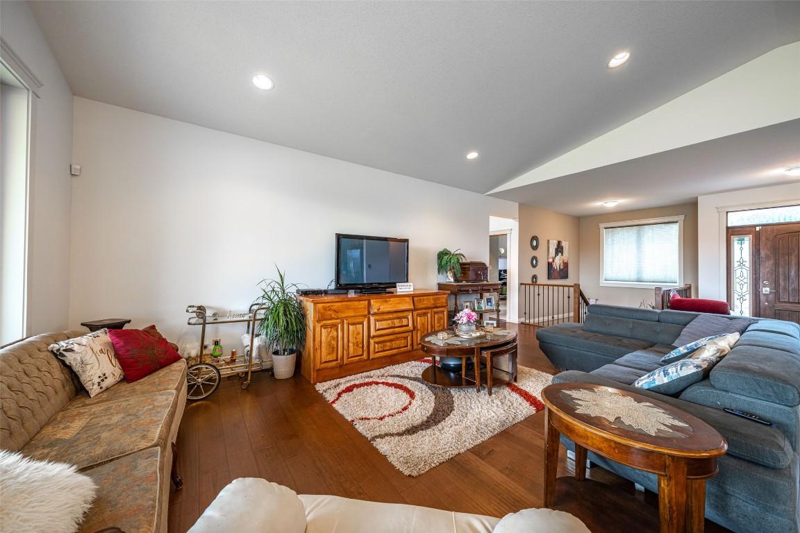 









6205


6

Highway,
Coldstream,




BC
V1B 3C7

