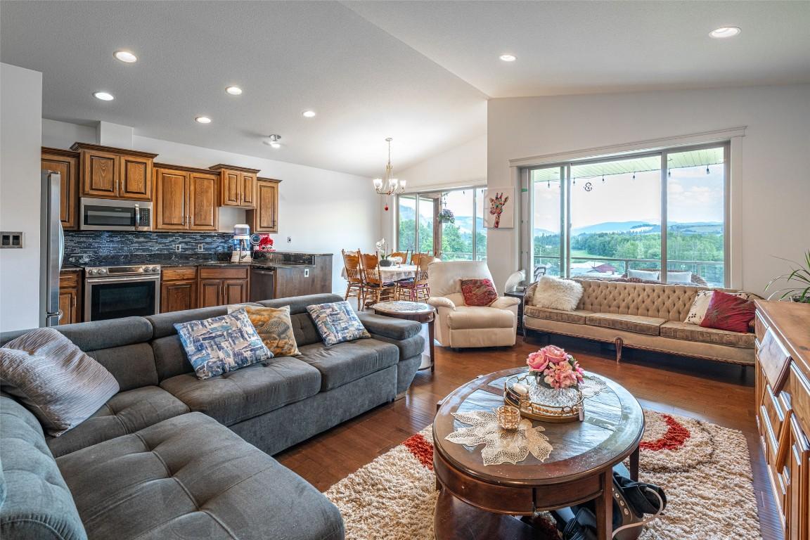 









6205


6

Highway,
Coldstream,




BC
V1B 3C7


