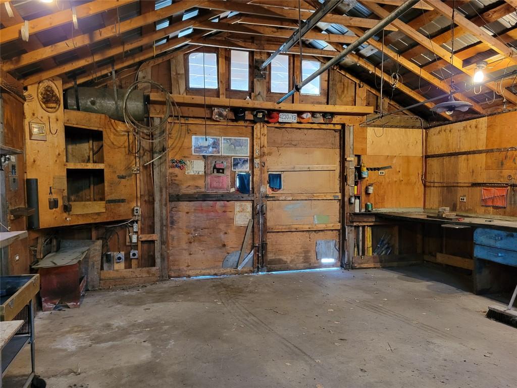 









7295


Jaffray Village Loop

Road,
Jaffray,




BC
V0B 1T0

