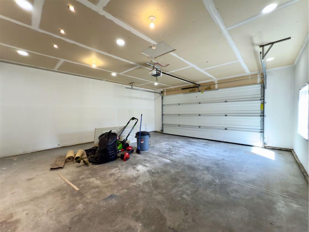 









10458


Copper Hill

Place,
Lake Country,




BC
V4V 2P3

