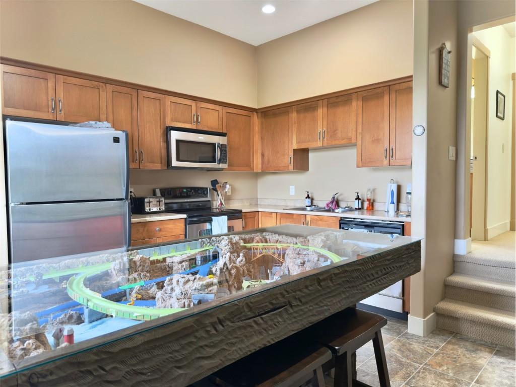 









10458


Copper Hill

Place,
Lake Country,




BC
V4V 2P3

