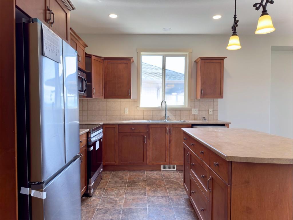 









10458


Copper Hill

Place,
Lake Country,




BC
V4V 2P3

