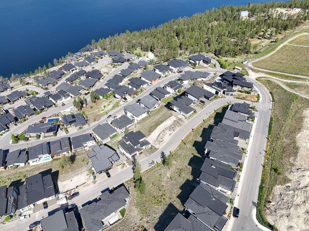 









3608


Sagehill

Court,
Kelowna,







BC
V1V 3G2


