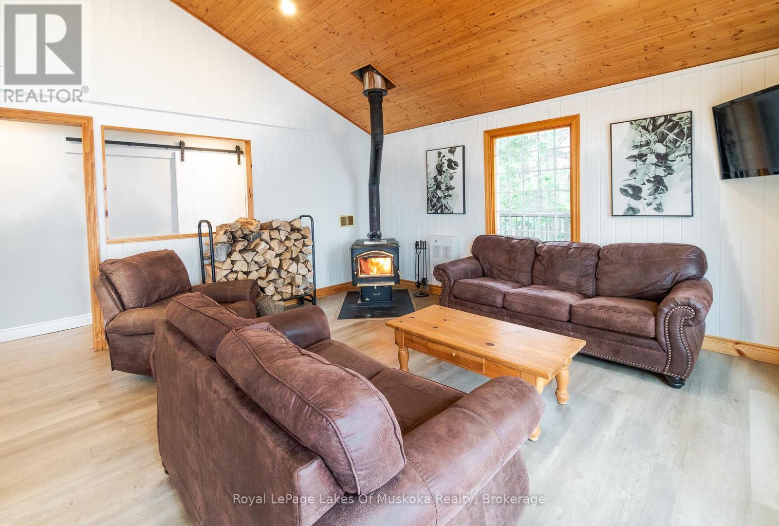












80 SANBORN DRIVE

,
McMurrich/Monteith (Bear Lake),




Ontario
P0A1Y0

