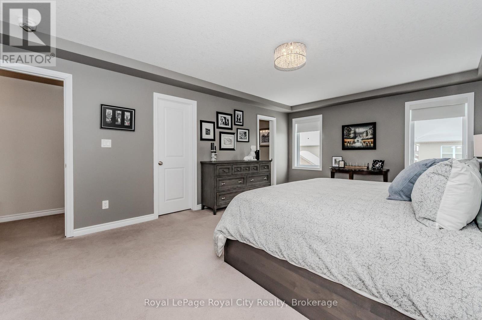 












213 TREMAINE CRESCENT

,
Kitchener,




Ontario
N2A4L9

