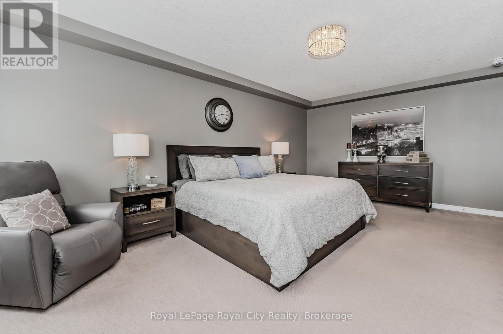 












213 TREMAINE CRESCENT

,
Kitchener,




Ontario
N2A4L9

