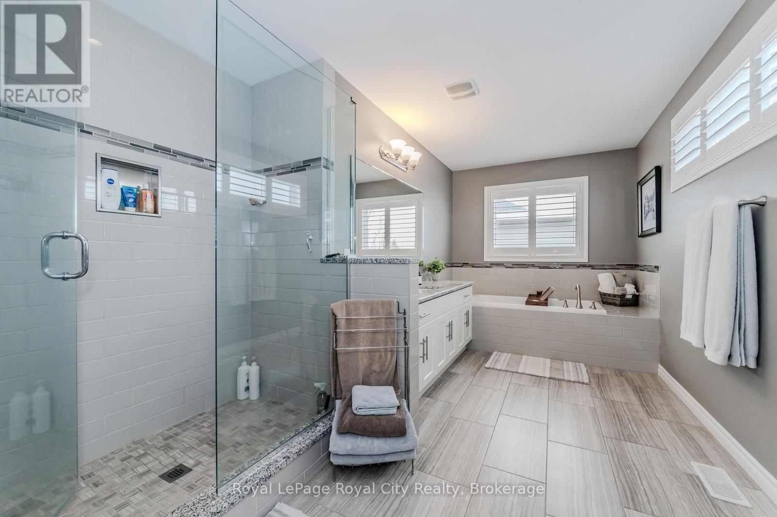 












213 TREMAINE CRESCENT

,
Kitchener,




Ontario
N2A4L9

