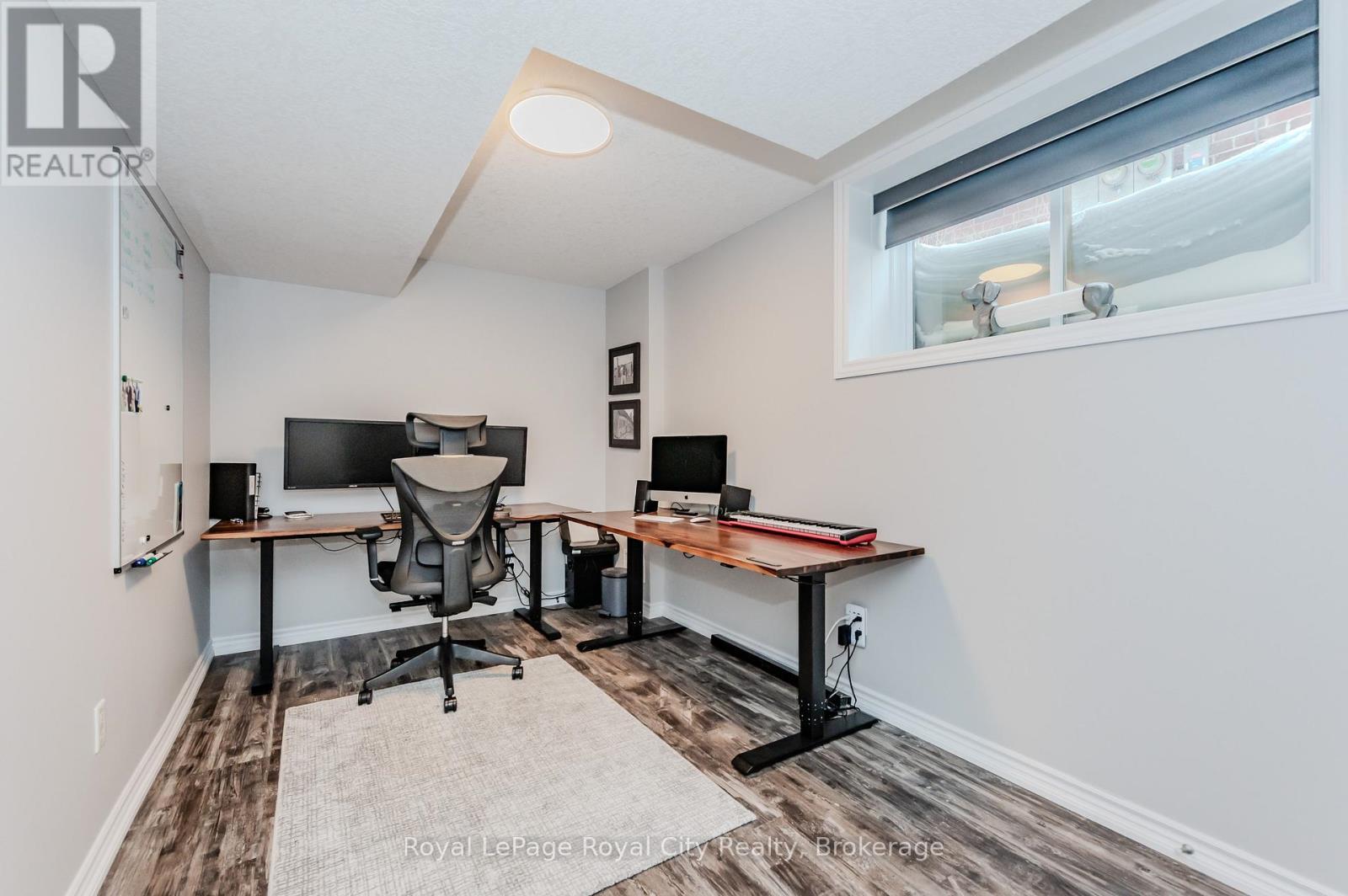 












213 TREMAINE CRESCENT

,
Kitchener,




Ontario
N2A4L9

