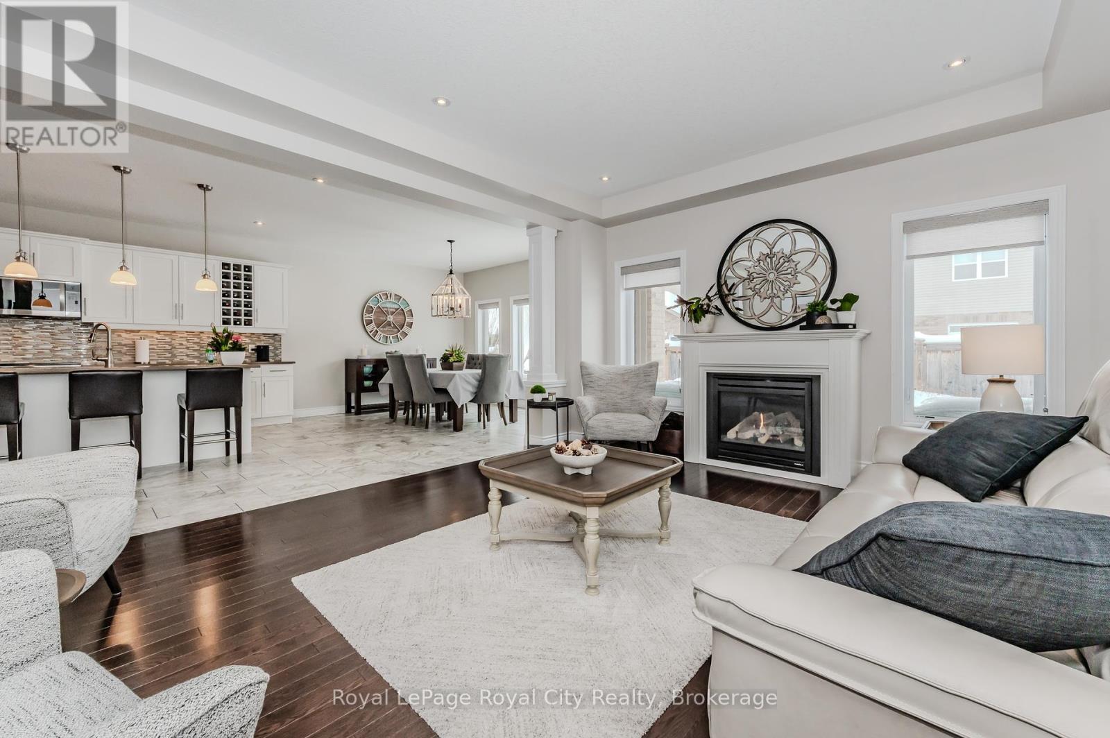 












213 TREMAINE CRESCENT

,
Kitchener,




Ontario
N2A4L9

