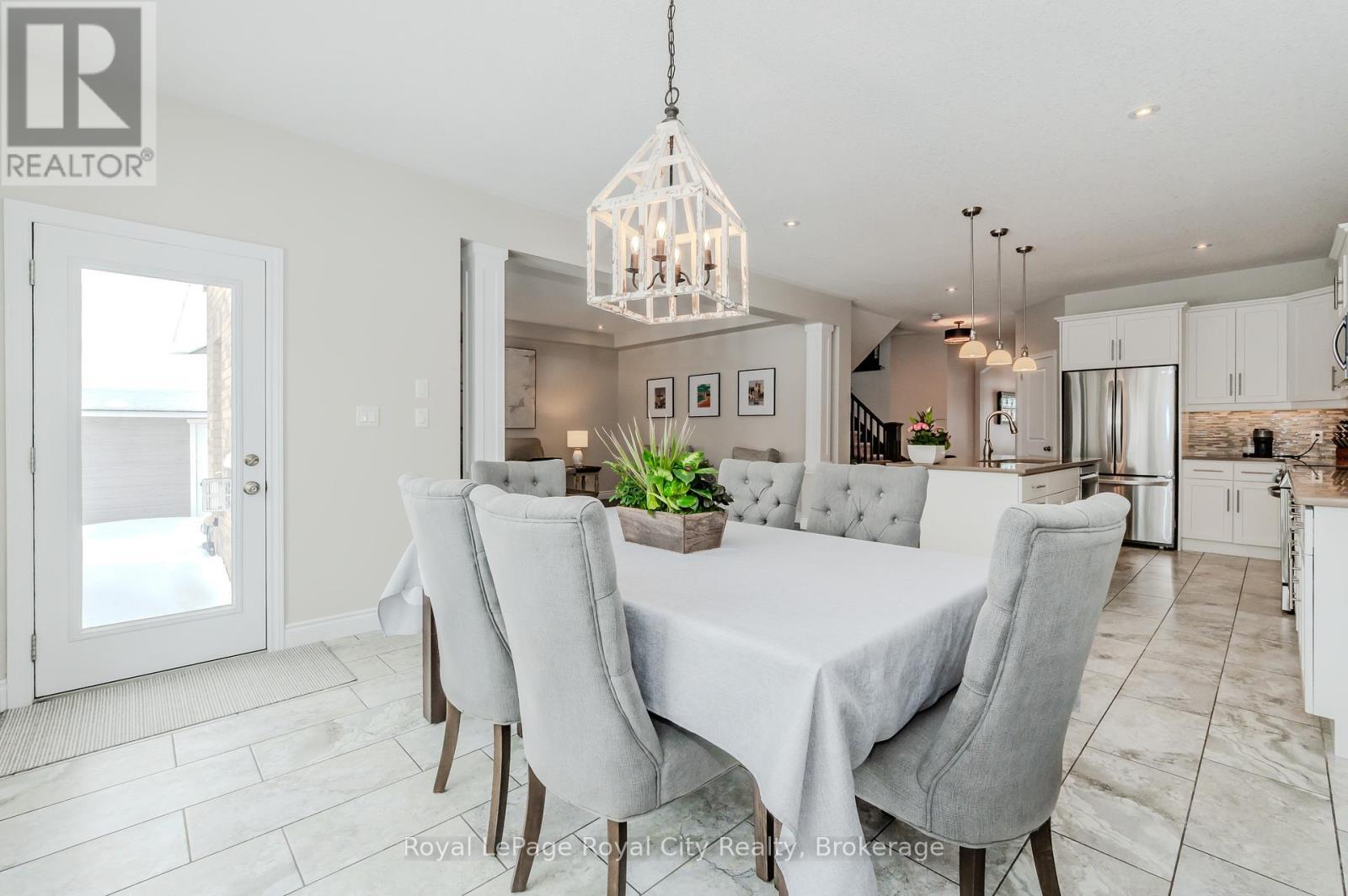












213 TREMAINE CRESCENT

,
Kitchener,




Ontario
N2A4L9

