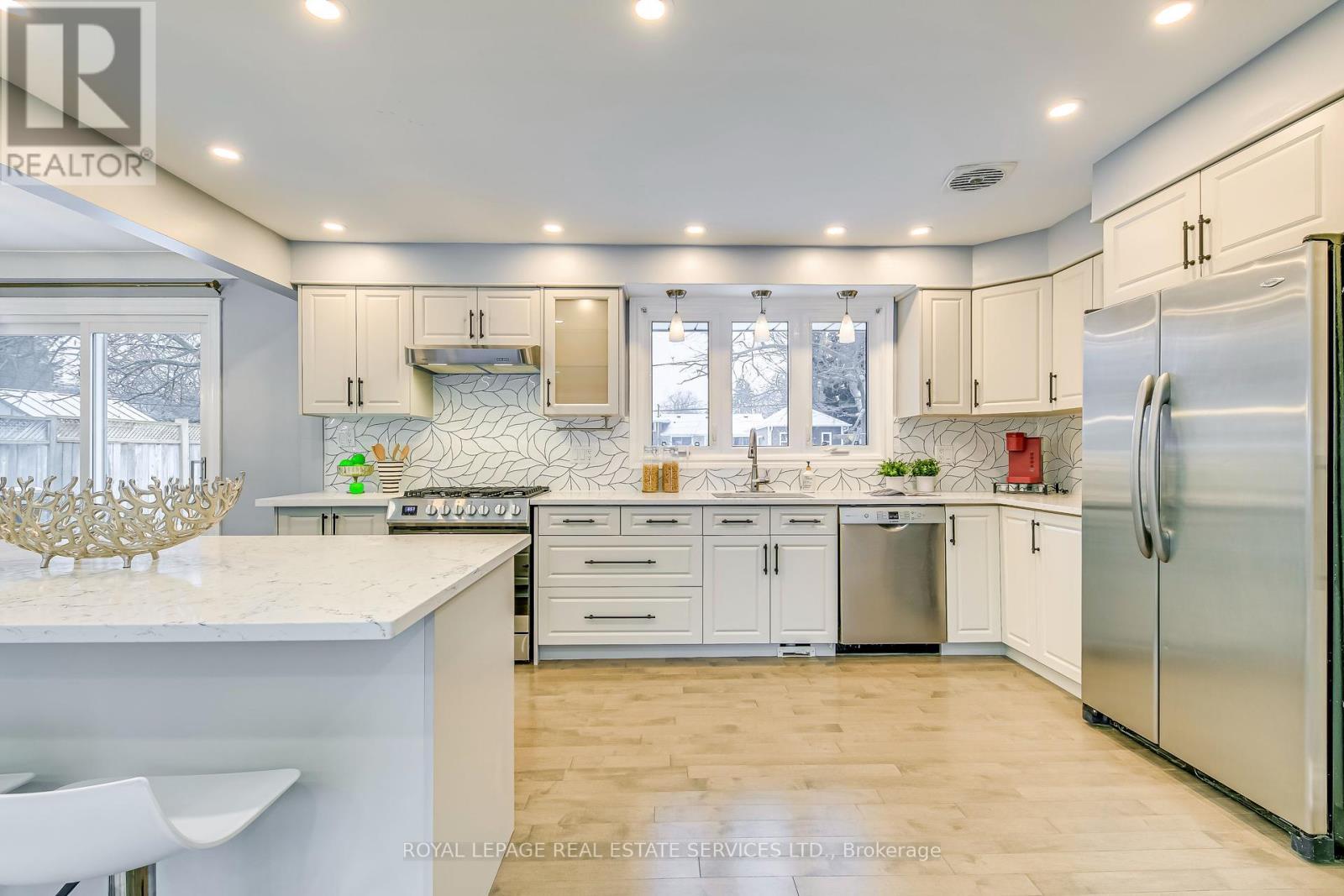 












5181 ALTON ROAD

,
Burlington,




Ontario
L7L3H4

