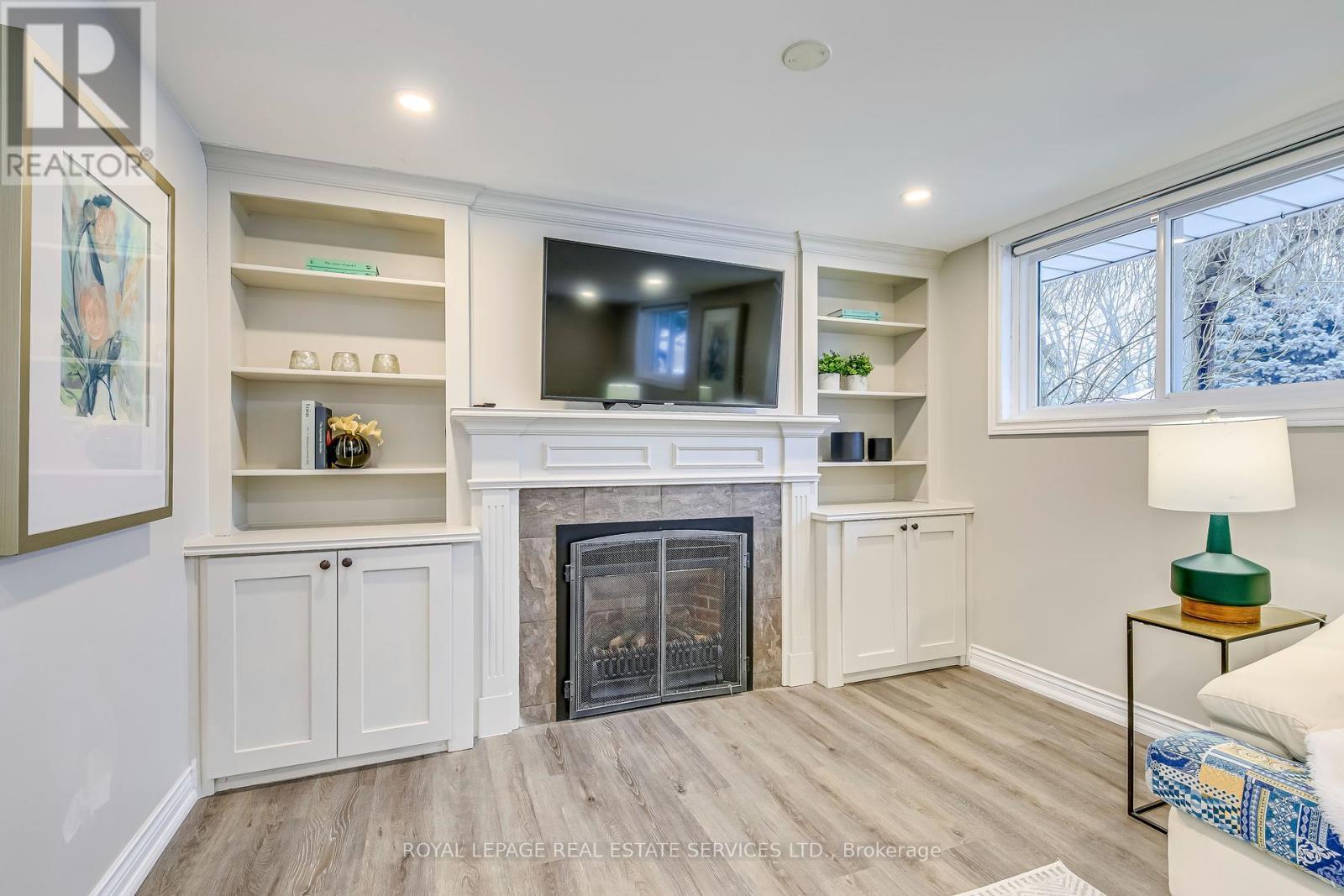 












5181 ALTON ROAD

,
Burlington,




Ontario
L7L3H4

