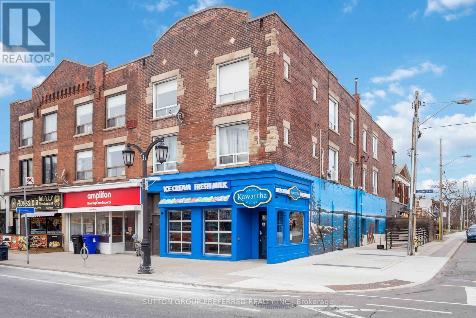 












42 CHATHAM AVENUE

,
Toronto,




Ontario
M4J1K6

