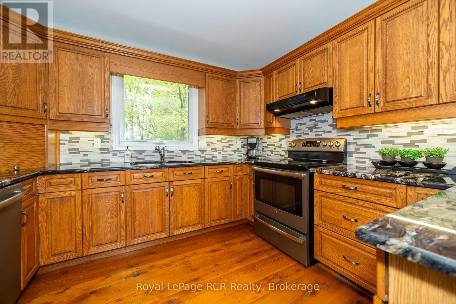 












714329 BASELINE ROAD

,
Grey Highlands,




Ontario
N0C1E0

