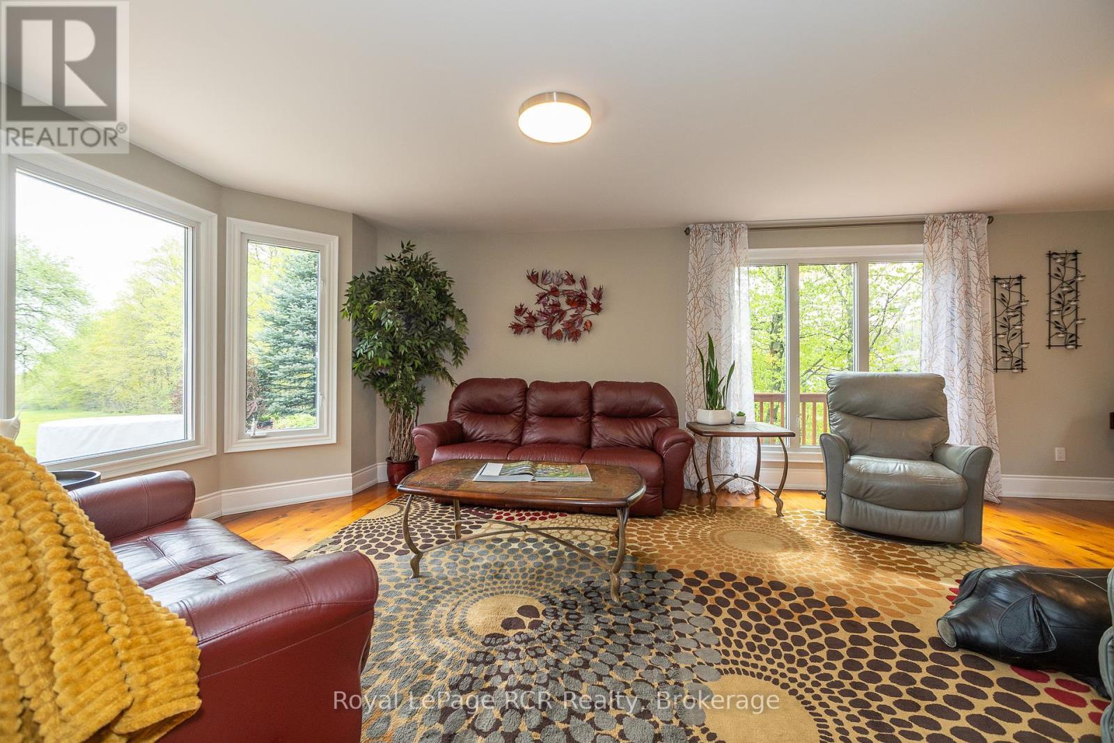 












714329 BASELINE ROAD

,
Grey Highlands,




Ontario
N0C1E0


