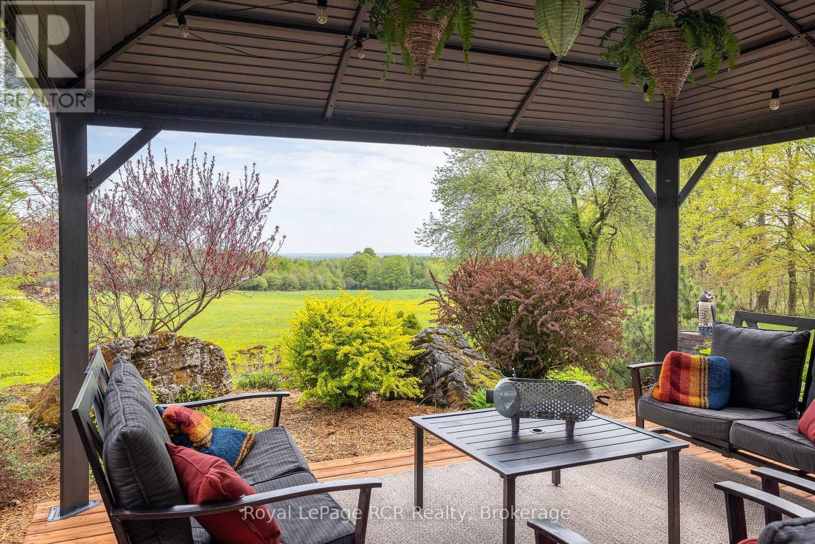 












714329 BASELINE ROAD

,
Grey Highlands,




Ontario
N0C1E0


