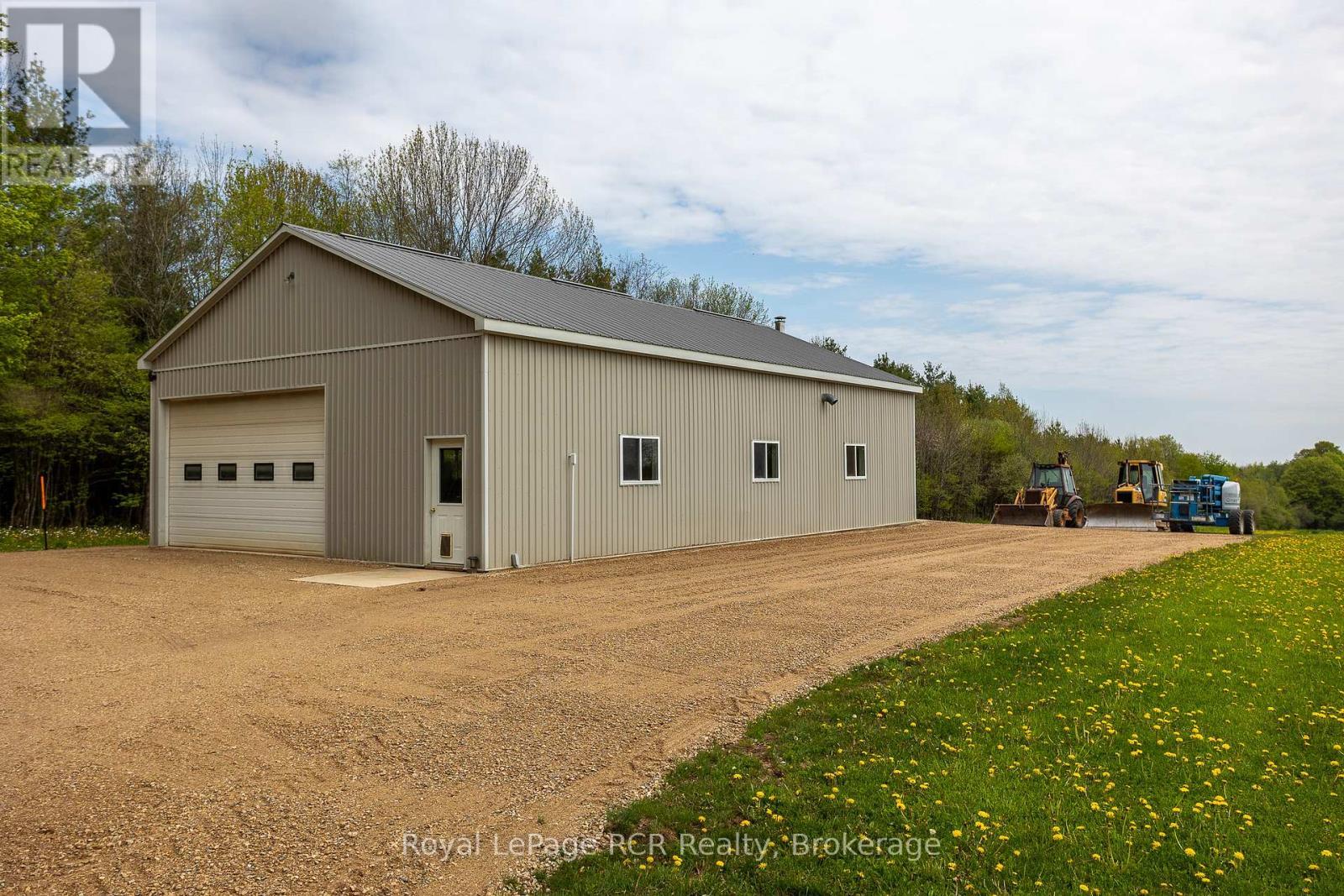 












714329 BASELINE ROAD

,
Grey Highlands,




Ontario
N0C1E0

