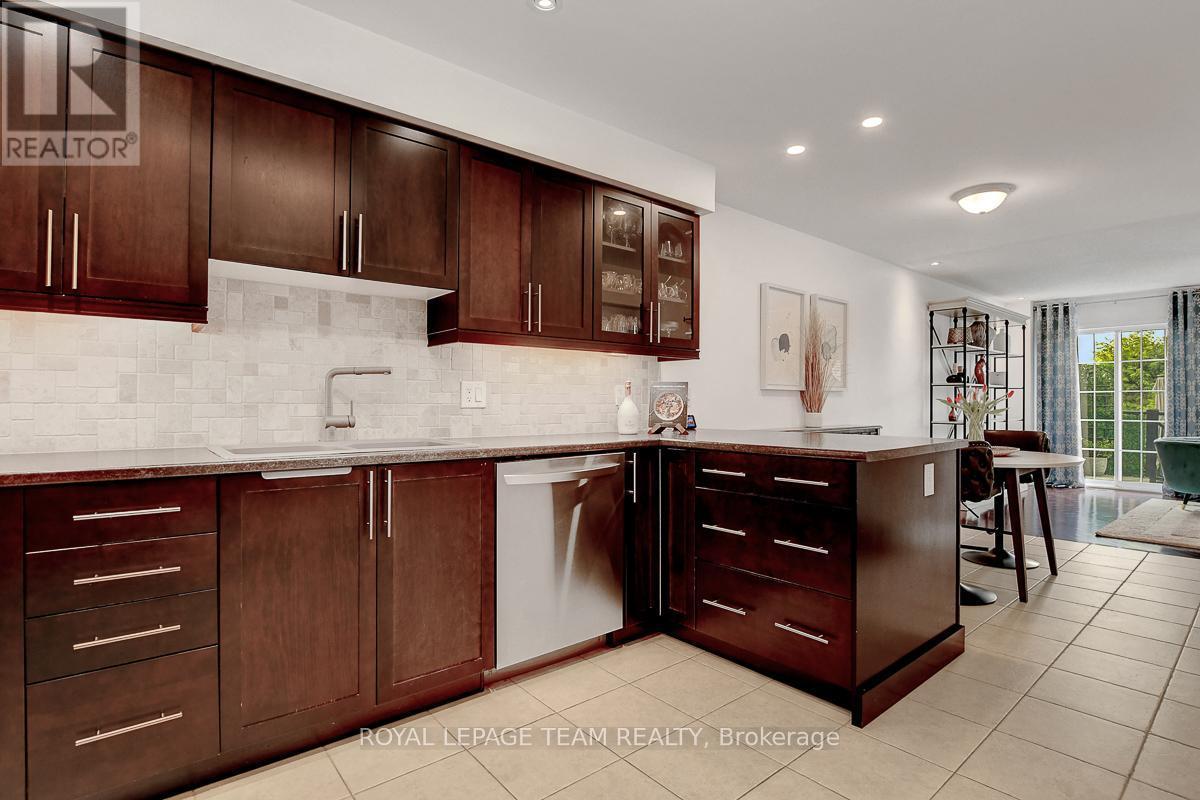 












183 PATRIOT PLACE

,
Ottawa,




Ontario
K2M0B9


