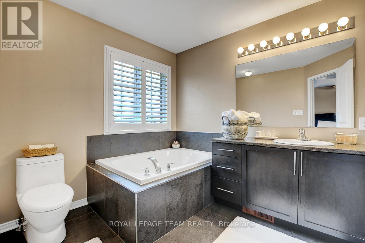 












183 PATRIOT PLACE

,
Ottawa,




Ontario
K2M0B9

