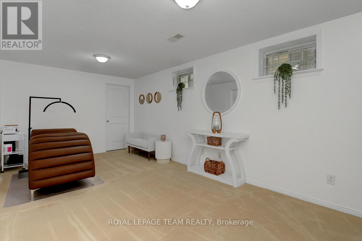 












183 PATRIOT PLACE

,
Ottawa,




Ontario
K2M0B9

