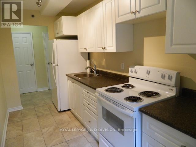












100 - 740 EGLINTON AVENUE W

,
Toronto,




Ontario
M5N1C4

