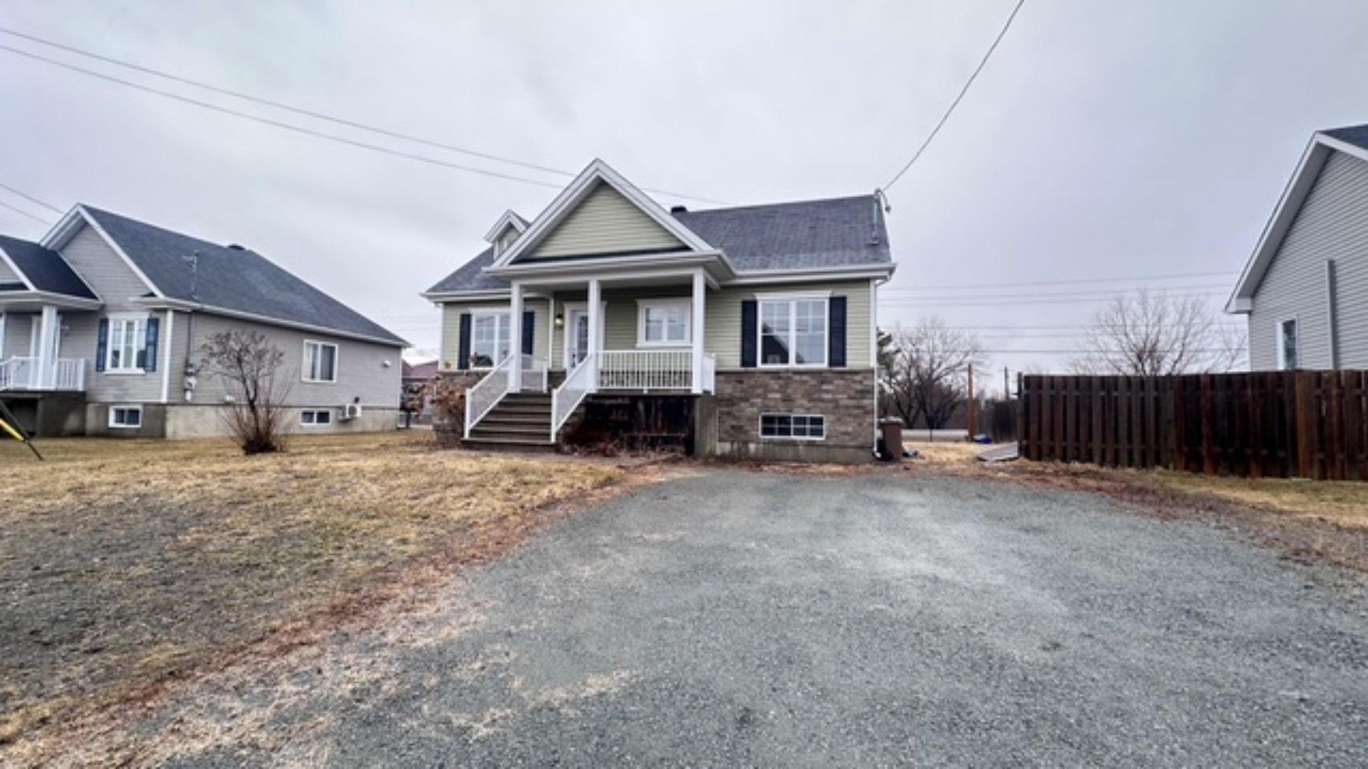 









126


2e Avenue

,
Grenville,




QC
J0V1J0

