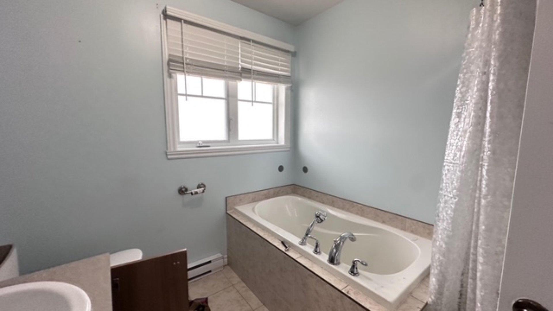 









126


2e Avenue

,
Grenville,




QC
J0V1J0

