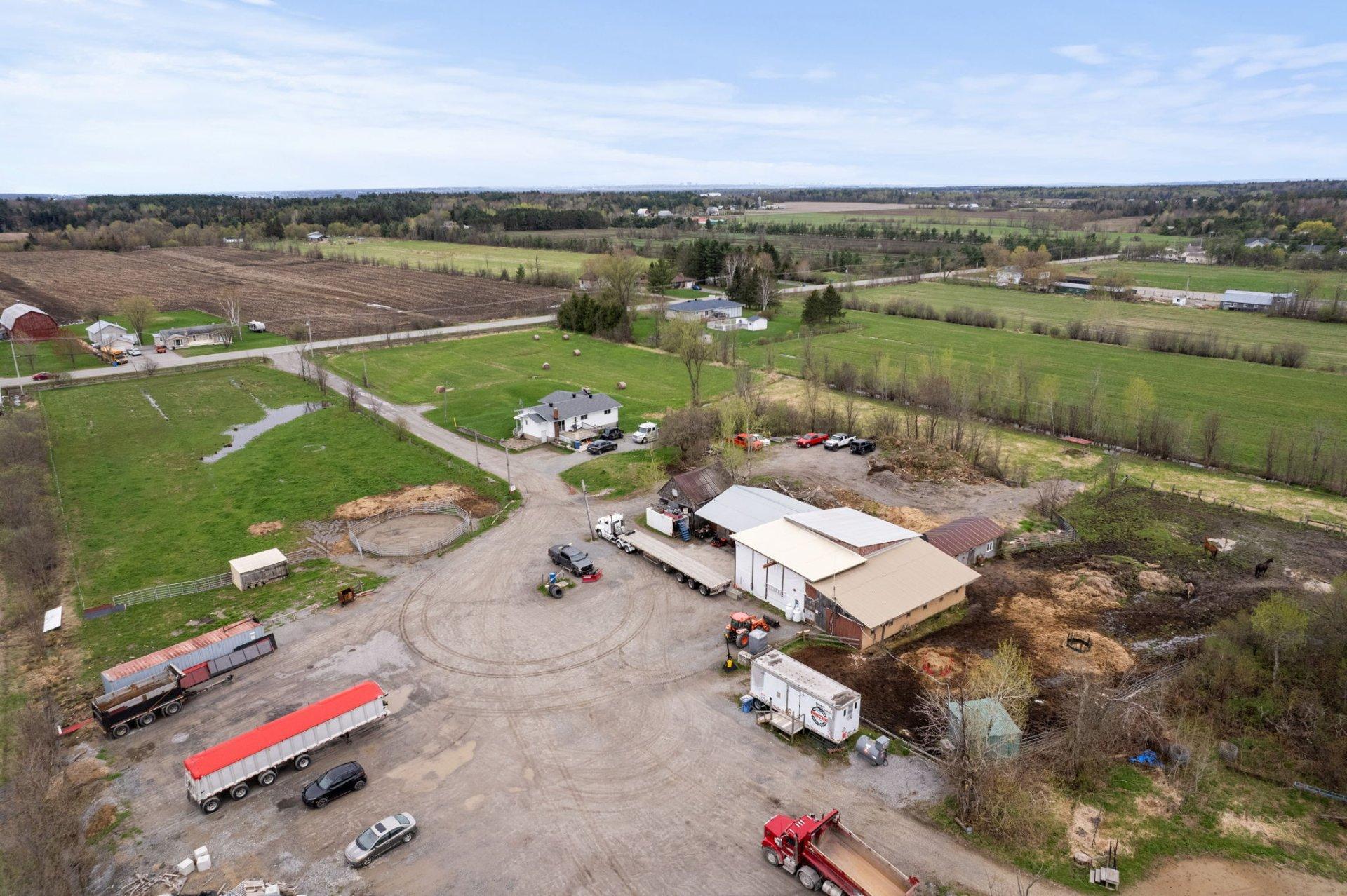 









891


Ch. Pierre-Laporte

,
L'Ange-Gardien,







QC
J8L2W7

