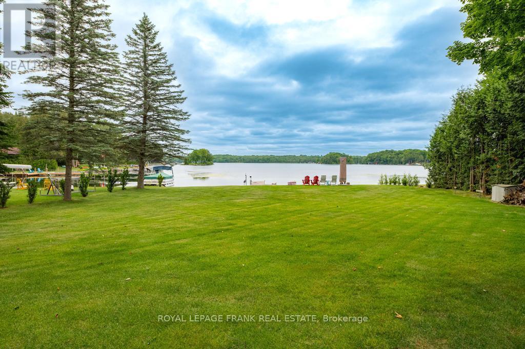 












60 MYSTIC POINT ROAD

,
Trent Lakes,




Ontario
K0L1J0

