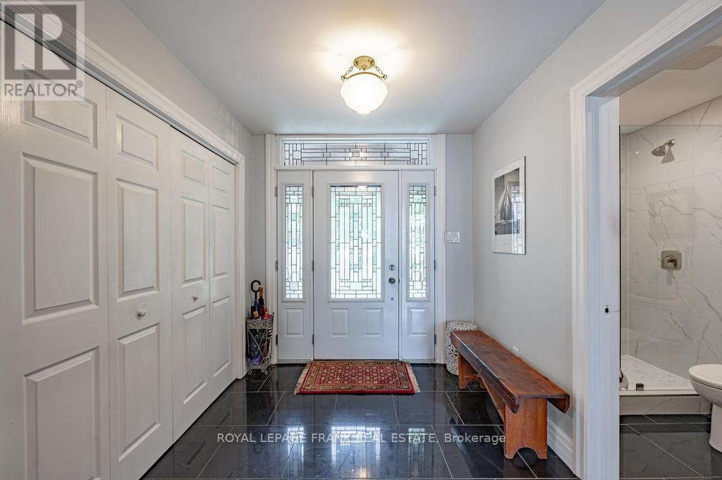 












60 MYSTIC POINT ROAD

,
Trent Lakes,




Ontario
K0L1J0

