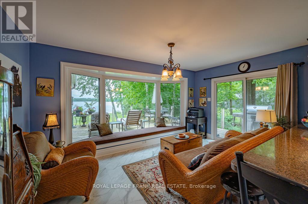 












60 MYSTIC POINT ROAD

,
Trent Lakes,




Ontario
K0L1J0

