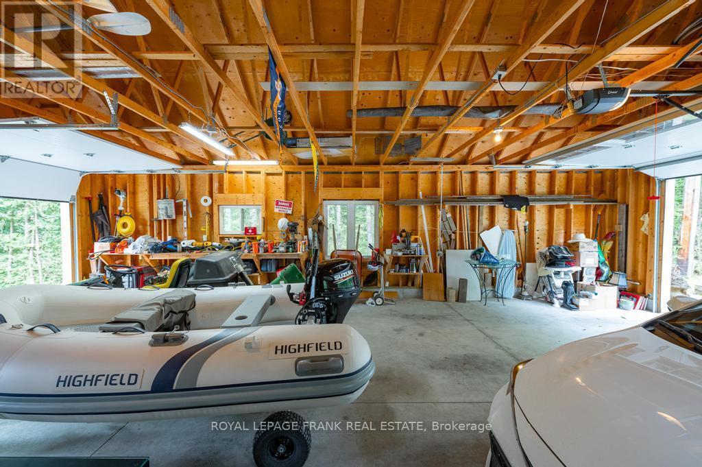 












60 MYSTIC POINT ROAD

,
Trent Lakes,




Ontario
K0L1J0

