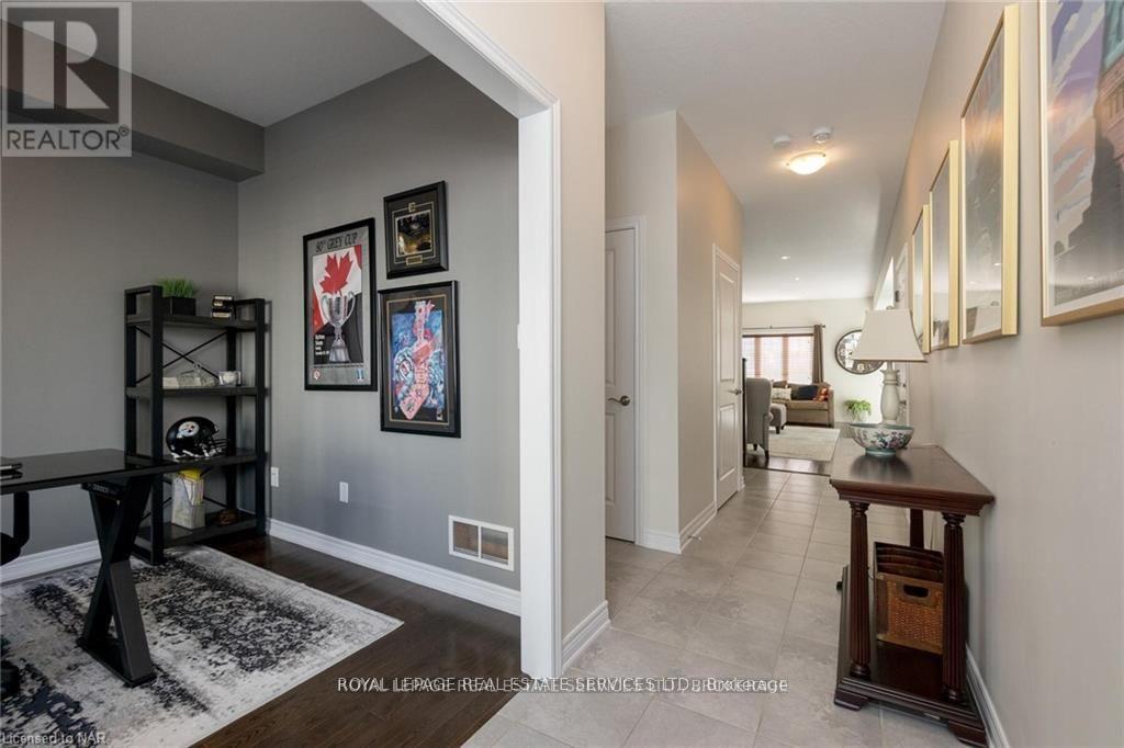 












124 SHOREVIEW PLACE

,
Hamilton,




Ontario
L8E0J4

