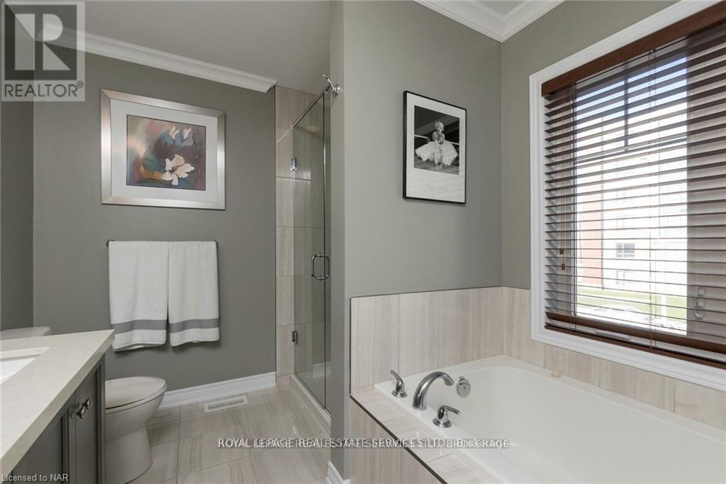 












124 SHOREVIEW PLACE

,
Hamilton,




Ontario
L8E0J4

