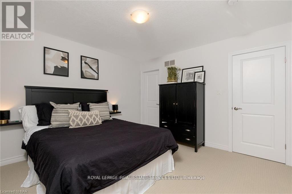 












124 SHOREVIEW PLACE

,
Hamilton,




Ontario
L8E0J4

