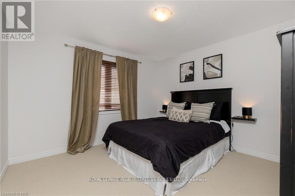












124 SHOREVIEW PLACE

,
Hamilton,




Ontario
L8E0J4

