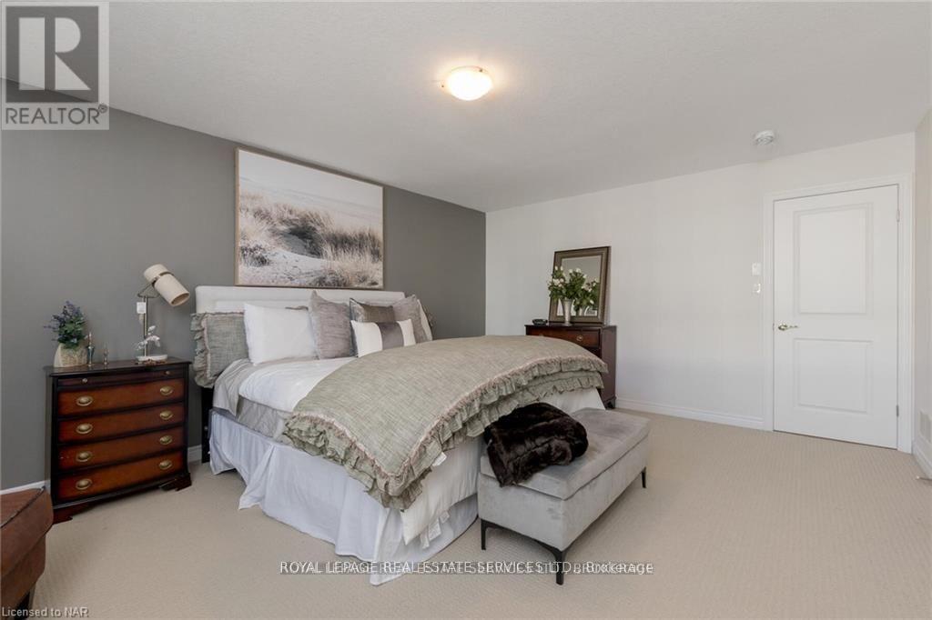 












124 SHOREVIEW PLACE

,
Hamilton,




Ontario
L8E0J4

